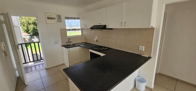 2 Bedroom Property for Sale in Belmont Park Western Cape